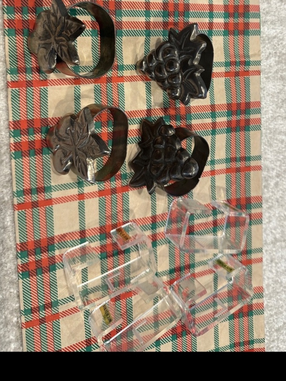 8 pcs set Metal Napkin Rings Set - Brown & Silver and clear